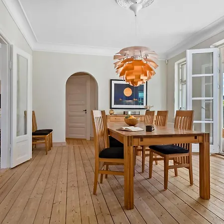 Hébergement de vacances In With Wifi *